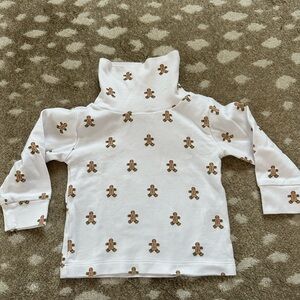 Little English gingerbread turtleneck